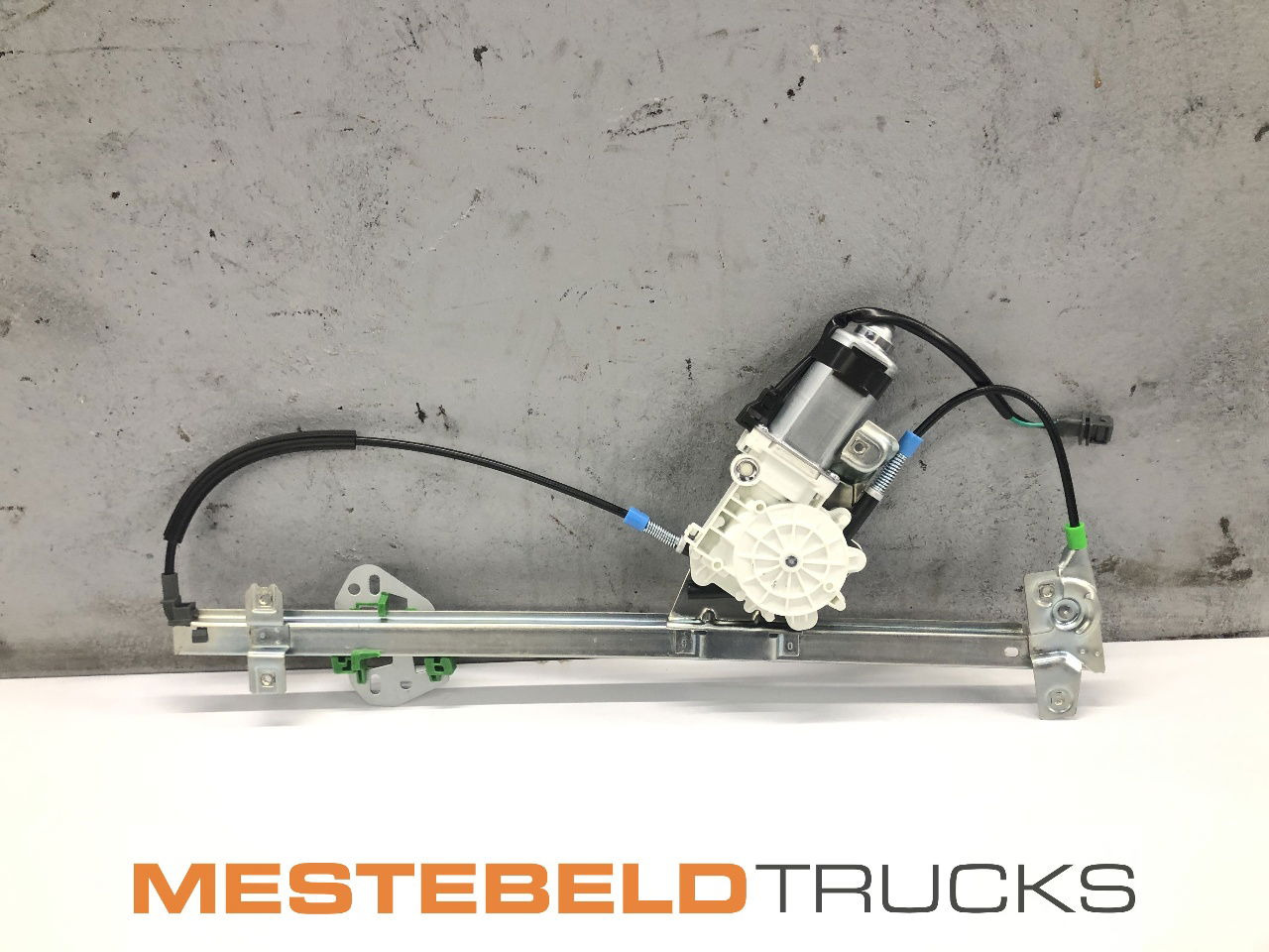 Mercedes-Benz Ruitenmechanisme links - Кабина и интерьер для Грузовиков: фото 1 Mercedes-Benz Ruitenmechanisme links - Кабина и интерьер для Грузовиков: фото 1