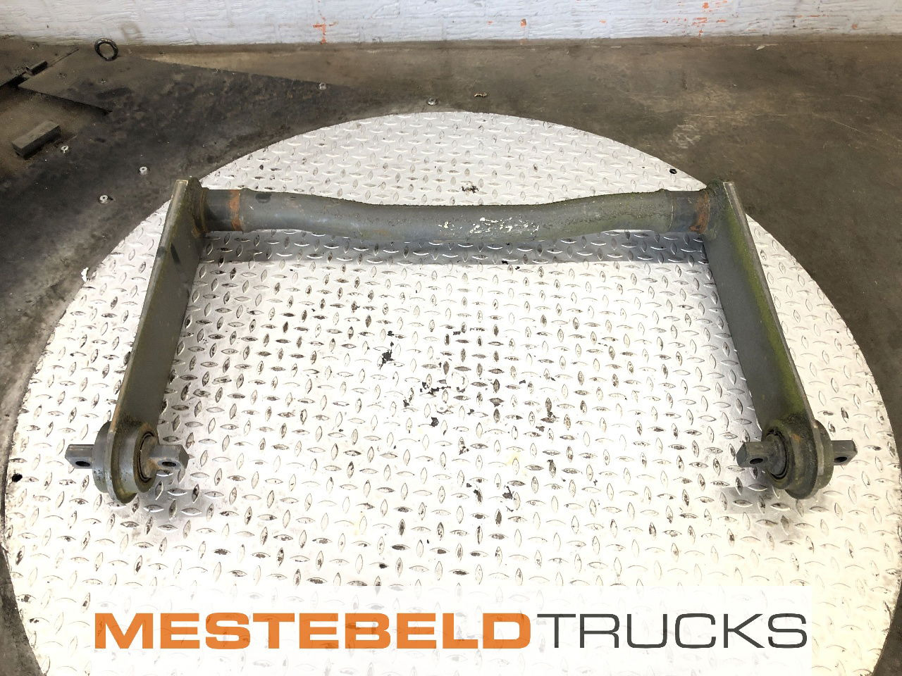 Mercedes-Benz Stabilisator v achteras - Задняя ось для Грузовиков: фото 1 Mercedes-Benz Stabilisator v achteras - Задняя ось для Грузовиков: фото 1