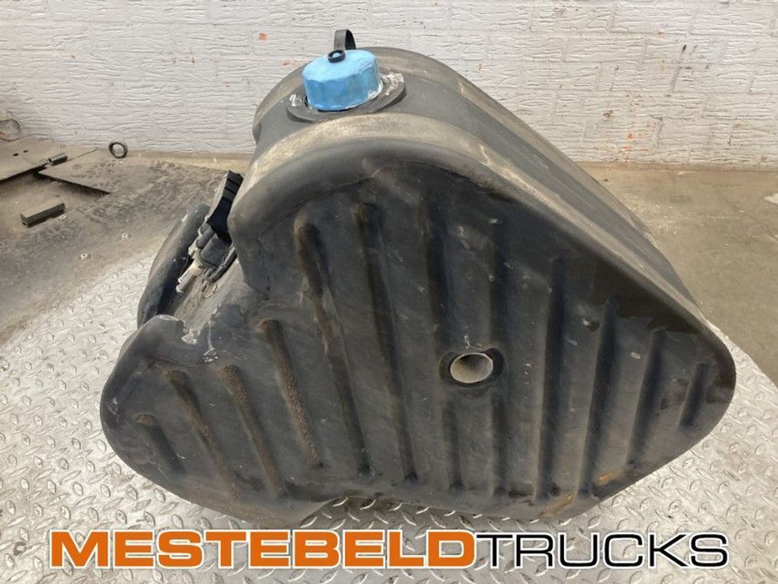 Scania Ad blue tank - Глушитель/ Выхлопная система для Грузовиков: фото 3 Scania Ad blue tank - Глушитель/ Выхлопная система для Грузовиков: фото 3