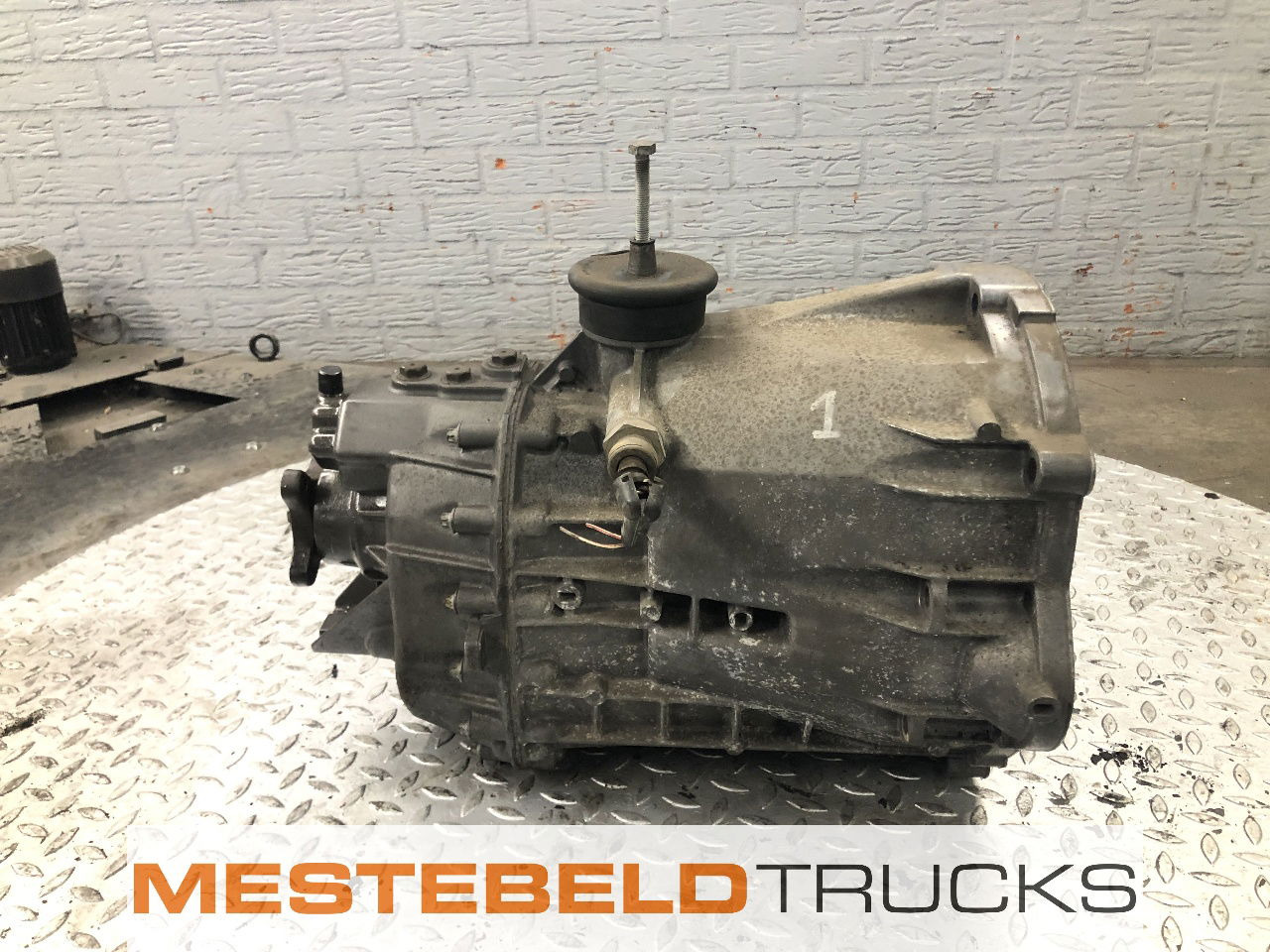 Volkswagen Versnellingsbak Crafter LT 2.5 G28-5R - Коробка передач и запчасти для Грузовиков: фото 3 Volkswagen Versnellingsbak Crafter LT 2.5 G28-5R - Коробка передач и запчасти для Грузовиков: фото 3