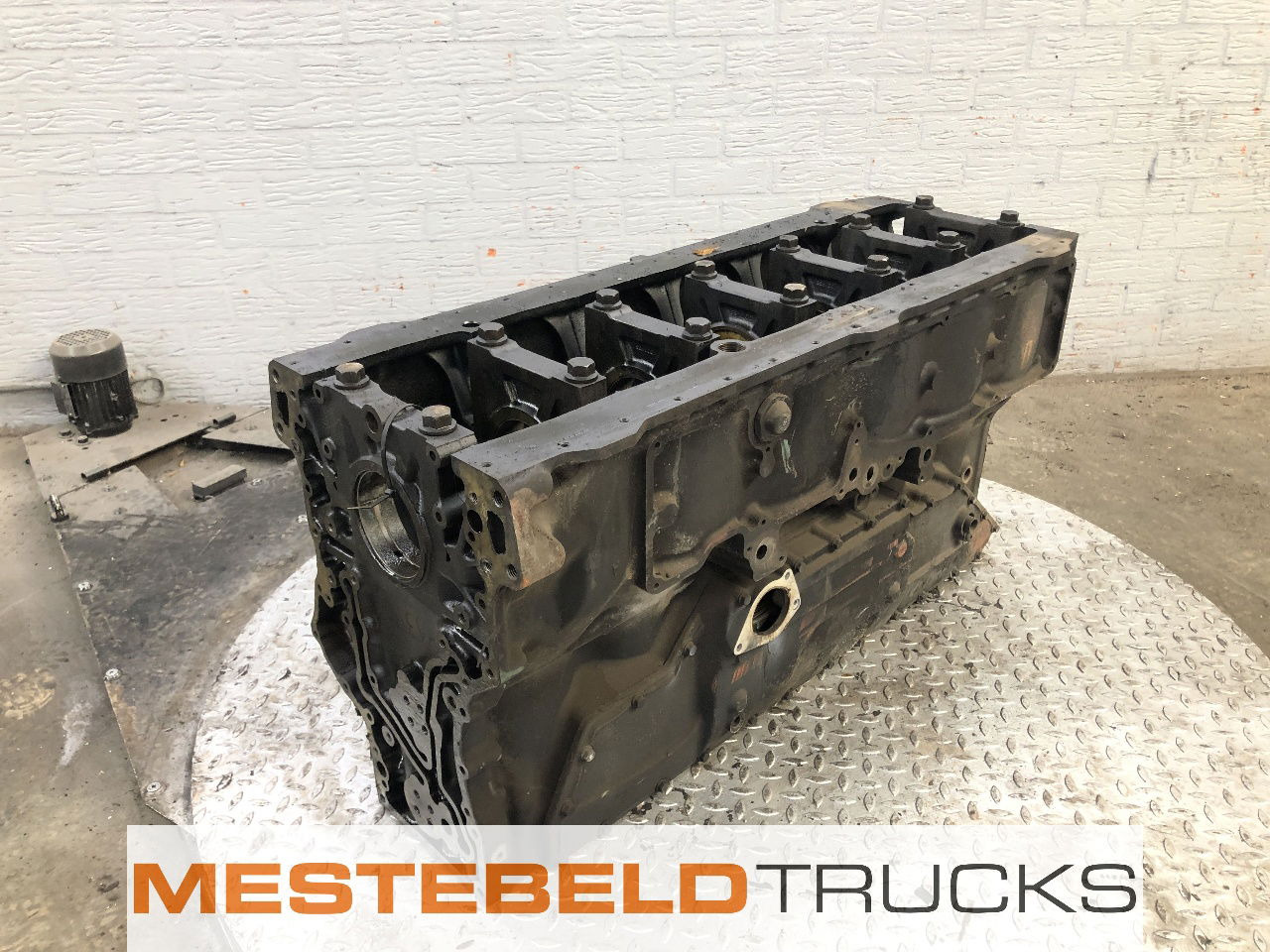 Volvo Blok D12A - Двигатель и запчасти для Грузовиков: фото 1 Volvo Blok D12A - Двигатель и запчасти для Грузовиков: фото 1