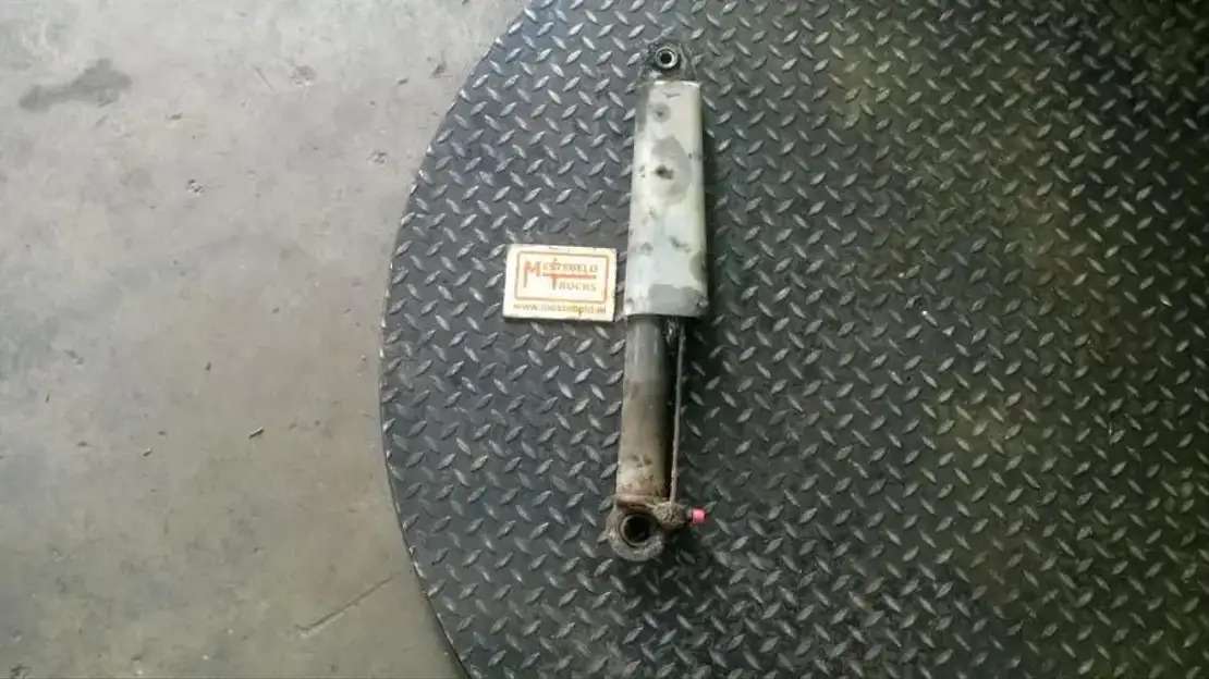 Volvo Cabinecilinder - Кабина и интерьер для Грузовиков: фото 1 Volvo Cabinecilinder - Кабина и интерьер для Грузовиков: фото 1