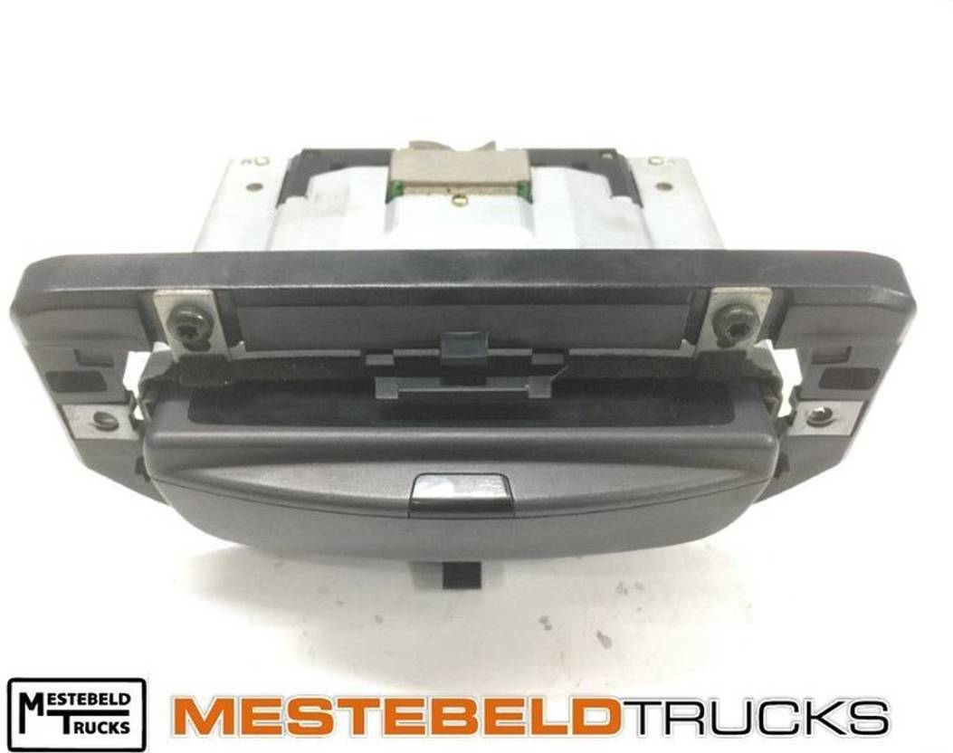 Volvo Camera achteruitzicht FM - Электрическая система для Грузовиков: фото 1 Volvo Camera achteruitzicht FM - Электрическая система для Грузовиков: фото 1