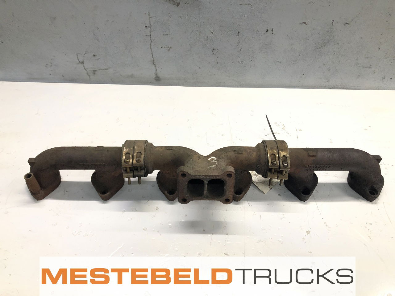 Volvo Uitlaatspruitstuk FM serie - Двигатель для Грузовиков: фото 1 Volvo Uitlaatspruitstuk FM serie - Двигатель для Грузовиков: фото 1