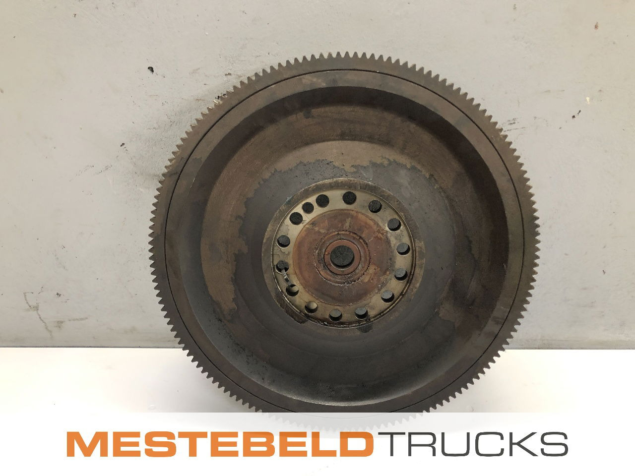 Volvo Vliegwiel D12D - Двигатель для Грузовиков: фото 1 Volvo Vliegwiel D12D - Двигатель для Грузовиков: фото 1