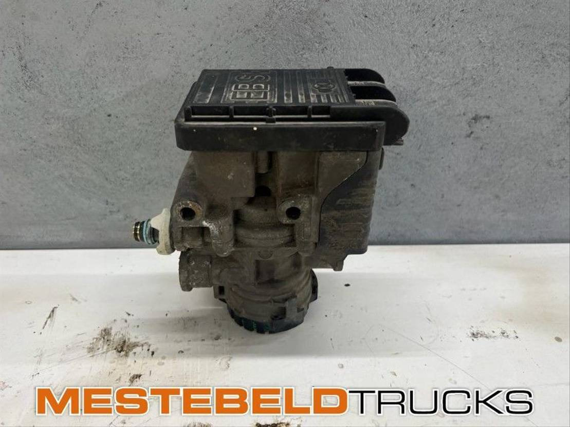 Volvo Voorasmodulator - Детали тормозной системы для Грузовиков: фото 1 Volvo Voorasmodulator - Детали тормозной системы для Грузовиков: фото 1