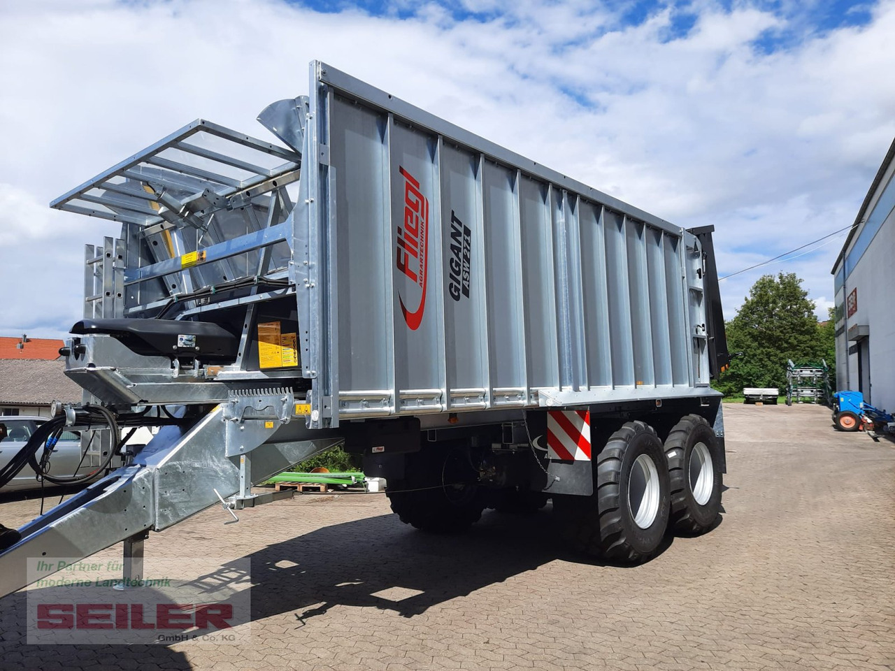 Fliegl ASW 271 C FOX Lenkachse 26,5" 35m³ - Самозагружающийся прицеп: фото 2 Fliegl ASW 271 C FOX Lenkachse 26,5" 35m³ - Самозагружающийся прицеп: фото 2