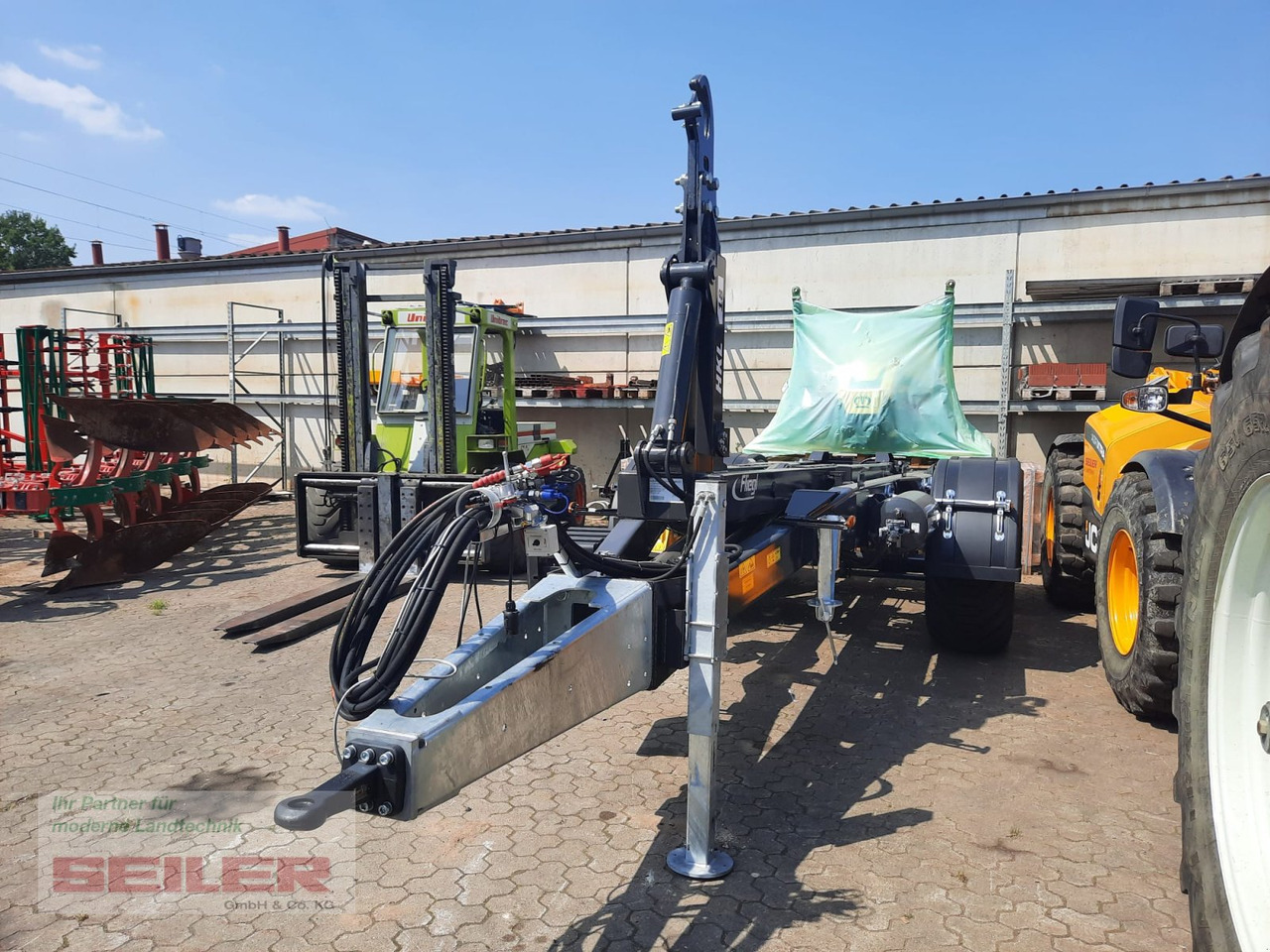 Fliegl HKL 18 Abrollkipper - Прицеп мультилифт/ Бункеровоз: фото 2 Fliegl HKL 18 Abrollkipper - Прицеп мультилифт/ Бункеровоз: фото 2