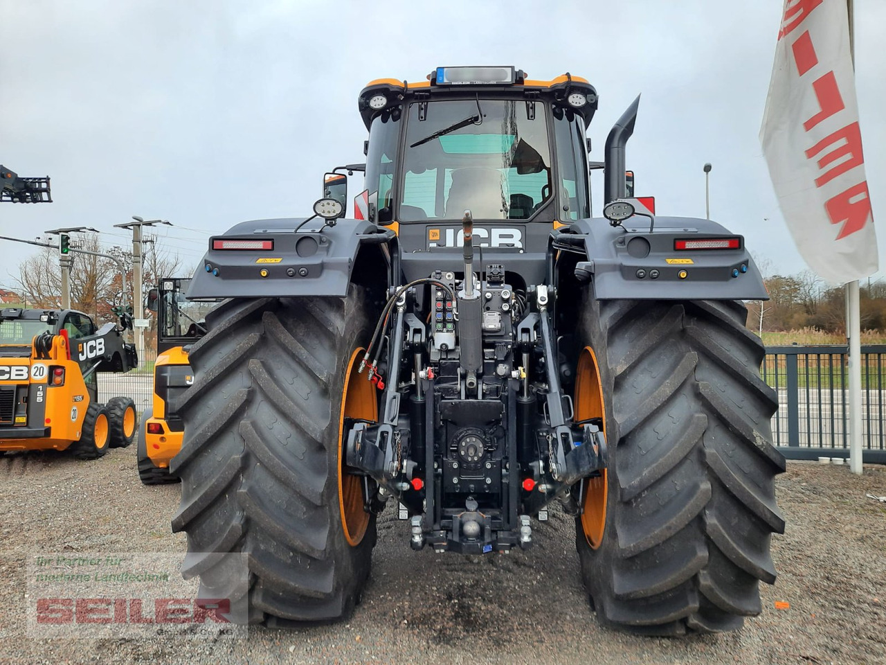 Трактор JCB Fastrac 8330 iCON Trimble-ready: фото 9