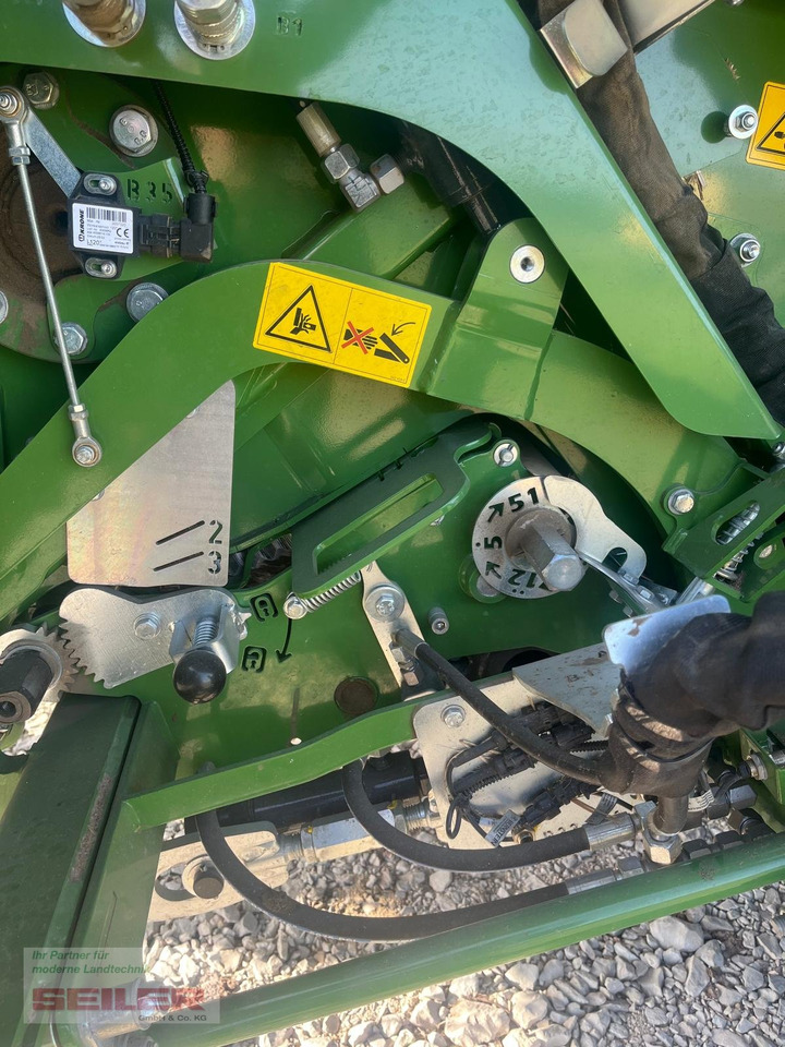 Пресс-подборщик тюковый, Обмотчик рулонов Krone Big Pack 1270 VC: фото 12