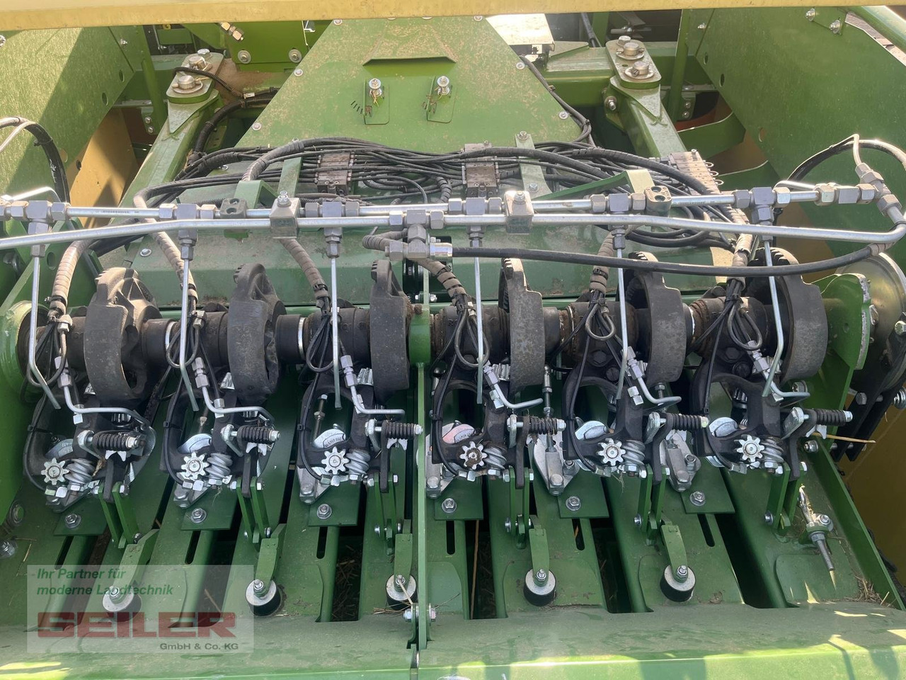 Пресс-подборщик тюковый, Обмотчик рулонов Krone Big Pack 1270 VC: фото 11