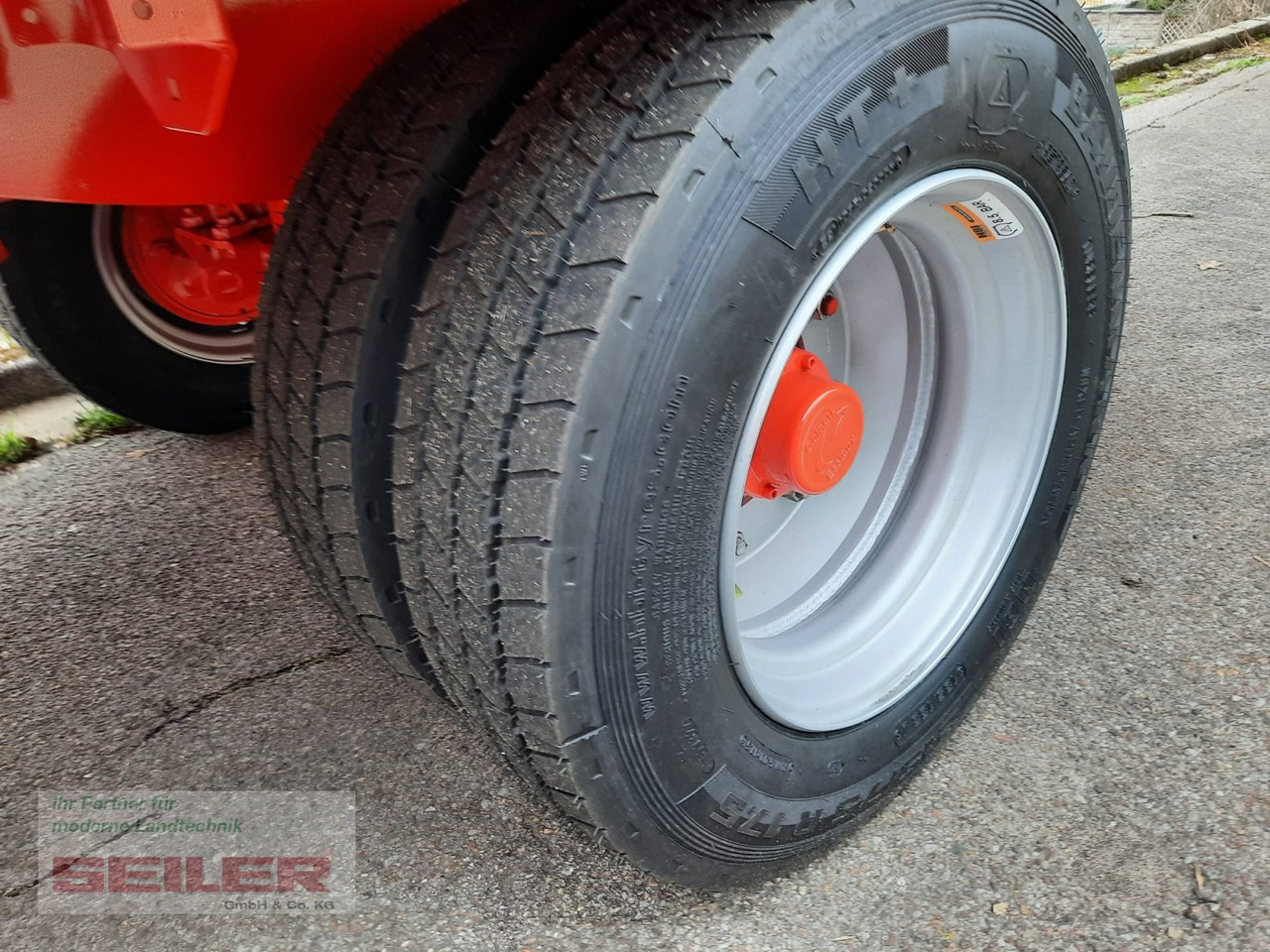 Новый Кормораздатчик Kuhn PROFILE 16.2 CS: фото 10