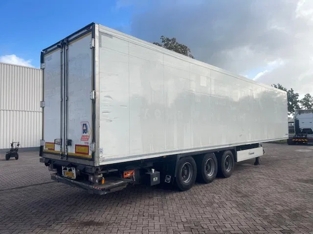 Krone CARRIER VECTOR 1950 3 AXELS - Полуприцеп-рефрижератор: фото 2 Krone CARRIER VECTOR 1950 3 AXELS - Полуприцеп-рефрижератор: фото 2