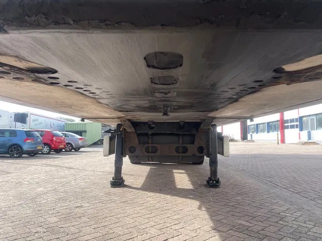 Krone Thermo King SLX-e NL-Trailer - Полуприцеп-рефрижератор: фото 4 Krone Thermo King SLX-e NL-Trailer - Полуприцеп-рефрижератор: фото 4