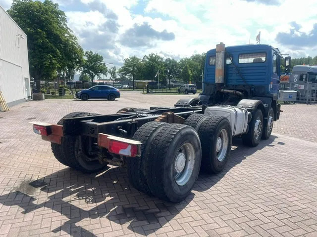 MAN 32.403 8x4 chassis Manual Full Steel - Грузовик-шасси: фото 5 MAN 32.403 8x4 chassis Manual Full Steel - Грузовик-шасси: фото 5