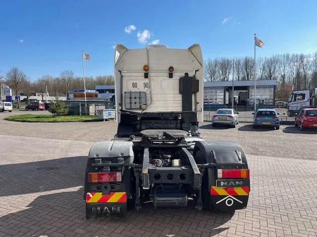 MAN 19.463 6 Cilinder Manual pomp EURO 2 - Тягач: фото 4 MAN 19.463 6 Cilinder Manual pomp EURO 2 - Тягач: фото 4
