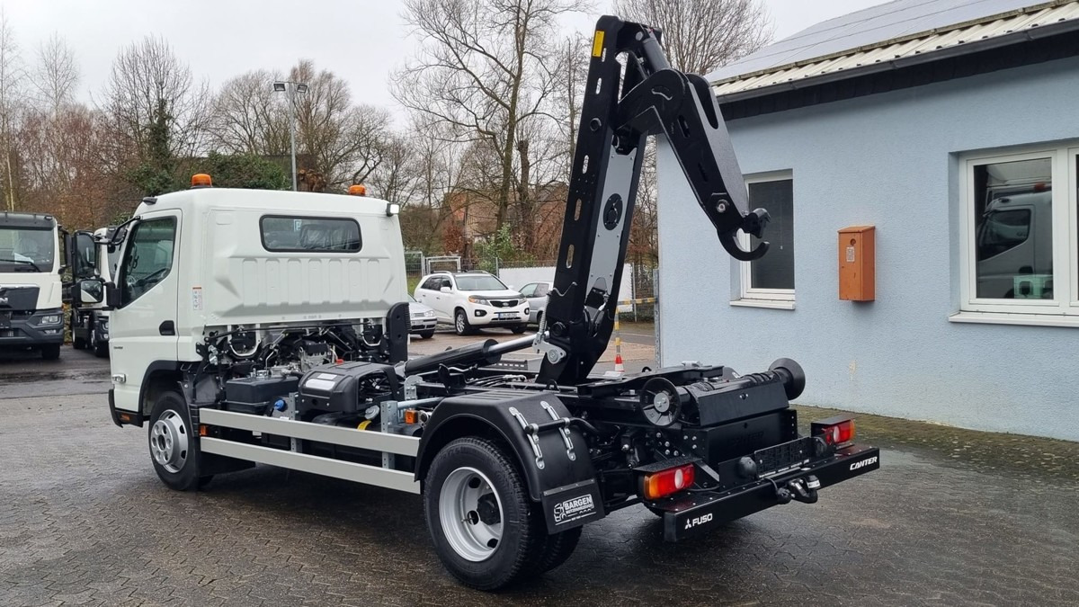 FUSO Canter FUSO 9C18 Duonic City Abrollkipper - Крюковой мультилифт: фото 1 FUSO Canter FUSO 9C18 Duonic City Abrollkipper - Крюковой мультилифт: фото 1