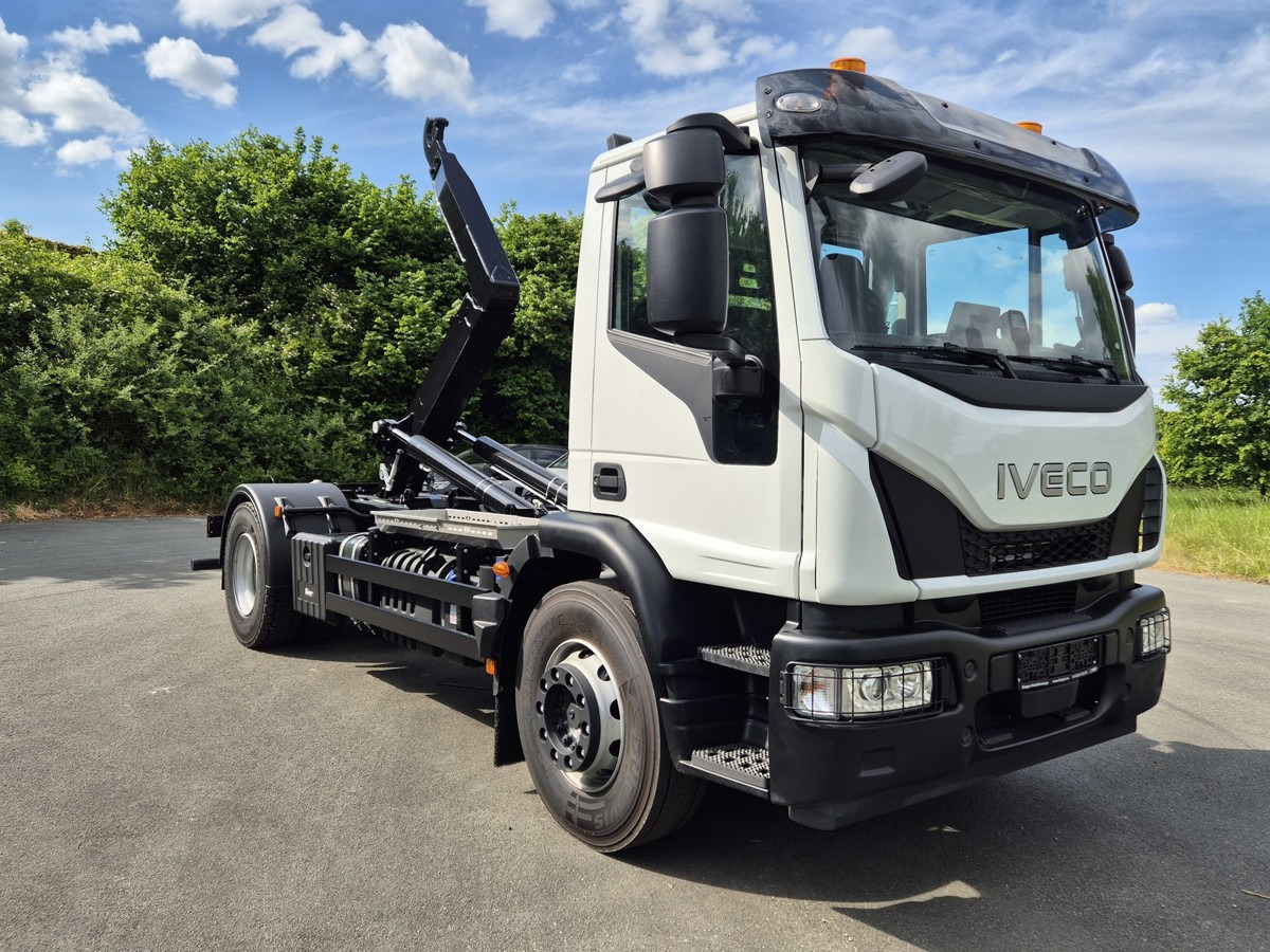 IVECO Euro Cargo 180E32 4x2 Abrollkipper Teleskoparm - Крюковой мультилифт: фото 2 IVECO Euro Cargo 180E32 4x2 Abrollkipper Teleskoparm - Крюковой мультилифт: фото 2