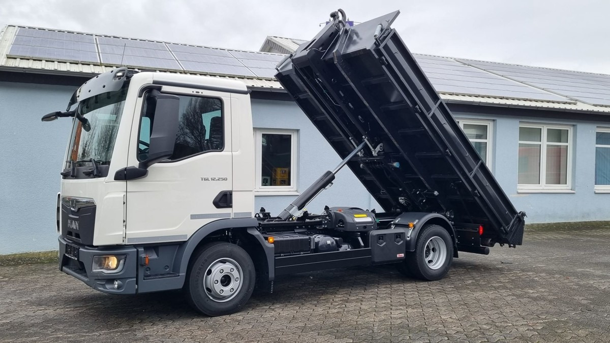 Новый Крюковой мультилифт MAN TGL 12.250 BL NEU City Abrollkipper PowerMatic: фото 9