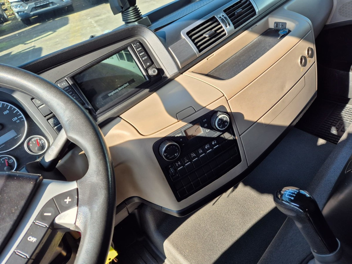 MAN TGL 8.220 Koffer 6.20m LBW AHK 8.190 - Автовоз, Фургон: фото 5 MAN TGL 8.220 Koffer 6.20m LBW AHK 8.190 - Автовоз, Фургон: фото 5