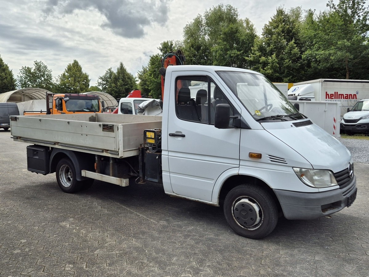 MERCEDES-BENZ Sprinter 413 313 Pritsche Kran Palfinger PC2300 - Малотоннажный бортовой грузовик: фото 2 MERCEDES-BENZ Sprinter 413 313 Pritsche Kran Palfinger PC2300 - Малотоннажный бортовой грузовик: фото 2