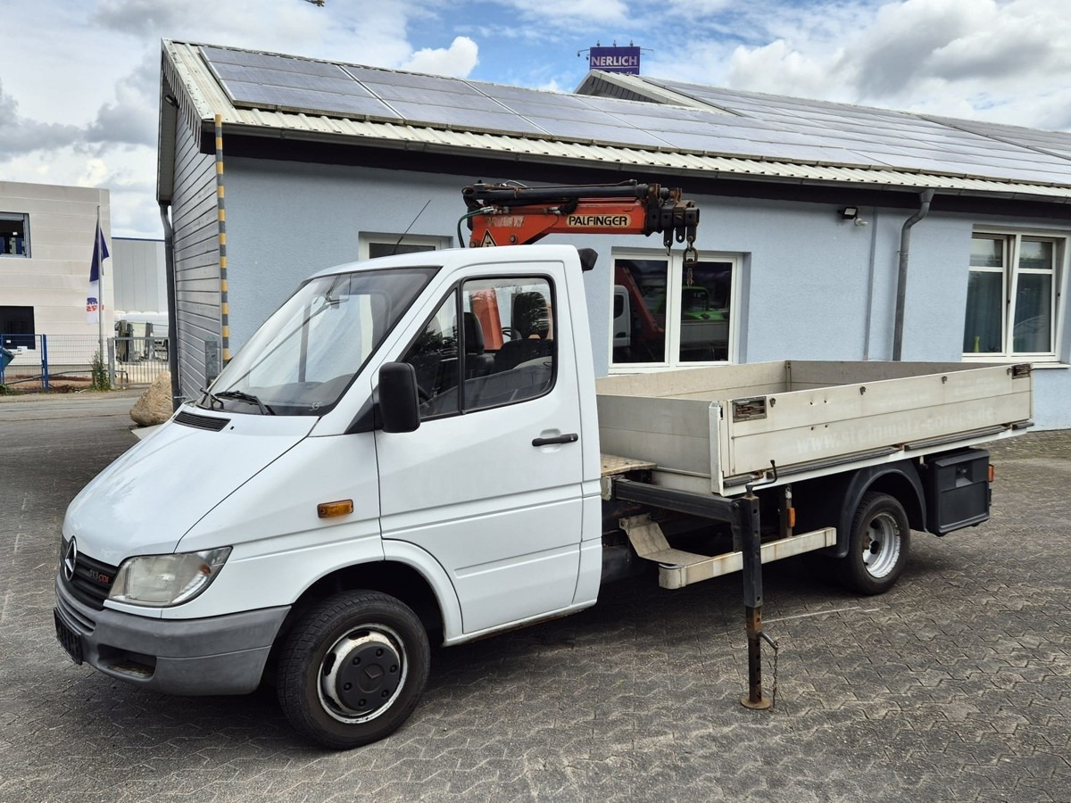 MERCEDES-BENZ Sprinter 413 313 Pritsche Kran Palfinger PC2300 - Малотоннажный бортовой грузовик: фото 4 MERCEDES-BENZ Sprinter 413 313 Pritsche Kran Palfinger PC2300 - Малотоннажный бортовой грузовик: фото 4