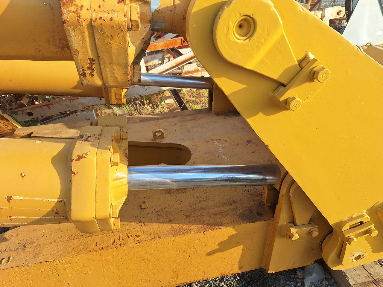 CATERPILLAR D9G-H - Рыхлитель для Бульдозеров: фото 4 CATERPILLAR D9G-H - Рыхлитель для Бульдозеров: фото 4