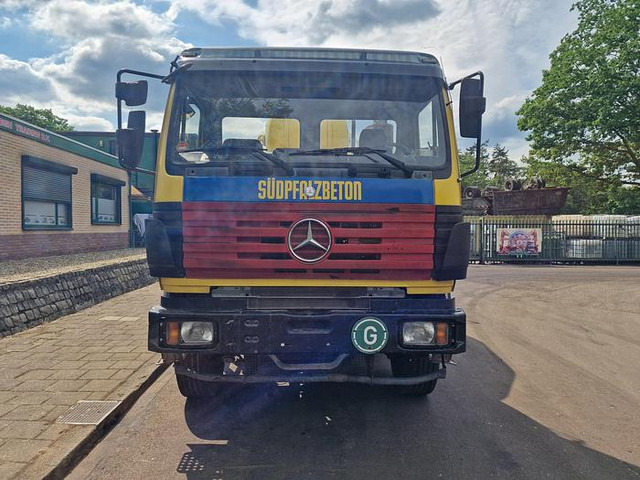 Mercedes-Benz 2527 B 6X4 - Автобетоносмеситель: фото 2 Mercedes-Benz 2527 B 6X4 - Автобетоносмеситель: фото 2
