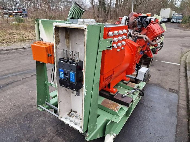 Электрогенератор Scania Scania V8: фото 8