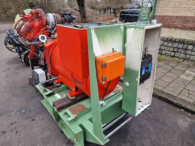 Электрогенератор Scania Scania V8: фото 9