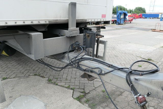 Hiebenthal ZWH 18, Tandem, Verzinkt, Zentralachs-Anh., BDF - Прицеп-контейнеровоз/ Сменный кузов: фото 3 Hiebenthal ZWH 18, Tandem, Verzinkt, Zentralachs-Anh., BDF - Прицеп-контейнеровоз/ Сменный кузов: фото 3