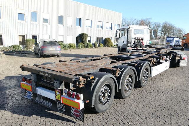Krone SD, Container-Chassis, Heckausschub, Luft-Lift - Полуприцеп-контейнеровоз/ Сменный кузов: фото 4 Krone SD, Container-Chassis, Heckausschub, Luft-Lift - Полуприцеп-контейнеровоз/ Сменный кузов: фото 4
