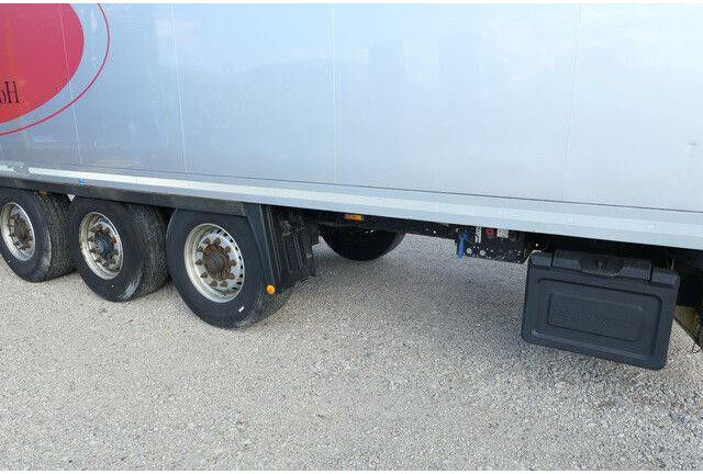 Krone SD, Isoliert, Luft-Lift, BPW, Scheibenbremse - Полуприцеп-фургон: фото 5 Krone SD, Isoliert, Luft-Lift, BPW, Scheibenbremse - Полуприцеп-фургон: фото 5