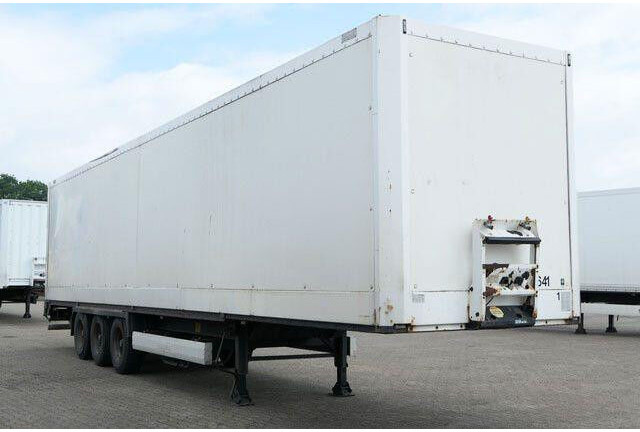 Krone SD, Isoliert, Türen, BPW, Luftfederung, 13.62m - Полуприцеп-фургон: фото 3 Krone SD, Isoliert, Türen, BPW, Luftfederung, 13.62m - Полуприцеп-фургон: фото 3