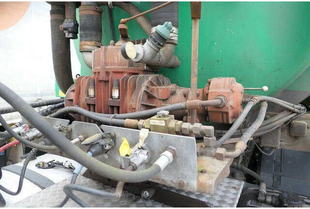 LINDNER & Fischer, Gülle, Vogelsang, 27m³,Lift - Ассенизатор: фото 3 LINDNER & Fischer, Gülle, Vogelsang, 27m³,Lift - Ассенизатор: фото 3