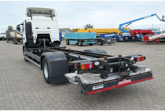 MAN 18.330 TGS 4x2, BDF, LBW 2.0to., Liege, Luftfed. - Грузовик-шасси: фото 3 MAN 18.330 TGS 4x2, BDF, LBW 2.0to., Liege, Luftfed. - Грузовик-шасси: фото 3