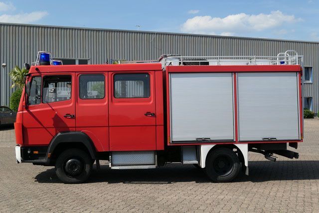 Mercedes-Benz 814 F/Feuerwehr/Pumpe/9 Sitze - Пожарная машина, Грузопассажирский фургон: фото 2 Mercedes-Benz 814 F/Feuerwehr/Pumpe/9 Sitze - Пожарная машина, Грузопассажирский фургон: фото 2