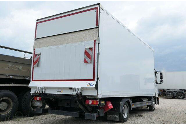 Mercedes-Benz 821 L Atego 4x2, 6.100mm lang, LBW, Klima, Luft - Грузовик с закрытым кузовом: фото 3 Mercedes-Benz 821 L Atego 4x2, 6.100mm lang, LBW, Klima, Luft - Грузовик с закрытым кузовом: фото 3