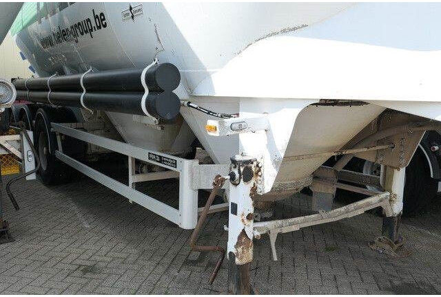 SPITZER SF 2743 PI, Zement, Alu-Felgen, 43m³, 1 Kammer - Полуприцеп-цистерна: фото 3 SPITZER SF 2743 PI, Zement, Alu-Felgen, 43m³, 1 Kammer - Полуприцеп-цистерна: фото 3