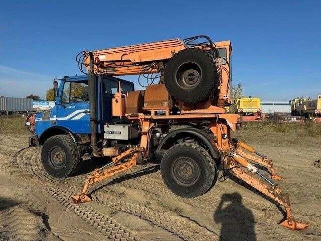 Unimog U 1450 4x4, Zug & Bergwinde, Kran, Greifer, AH - Строительная техника: фото 5 Unimog U 1450 4x4, Zug & Bergwinde, Kran, Greifer, AH - Строительная техника: фото 5