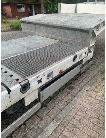 Низкорамный полуприцеп Vega 3-Achser, Hydr. Rampen, Verzinkt, Gelenkt: фото 14 Низкорамный полуприцеп Vega 3-Achser, Hydr. Rampen, Verzinkt, Gelenkt: фото 14