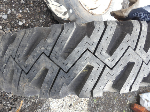 2 Roues pour engin de chantier Pirelli FS40 - Колесо для Тракторов: фото 2 2 Roues pour engin de chantier Pirelli FS40 - Колесо для Тракторов: фото 2