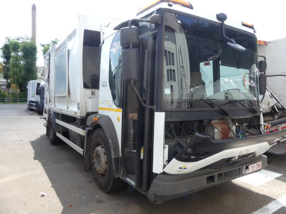 REF:1434 - Camion poubelle (pour pièces) Renault Access (2013-204.150 km) - Мусоровоз: фото 2 REF:1434 - Camion poubelle (pour pièces) Renault Access (2013-204.150 km) - Мусоровоз: фото 2