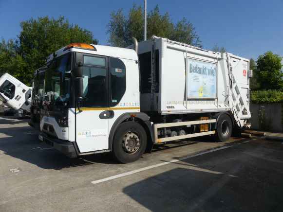 REF:8443 - Camion poubelle Renault Access (2013-128.985 km) - Мусоровоз: фото 2 REF:8443 - Camion poubelle Renault Access (2013-128.985 km) - Мусоровоз: фото 2