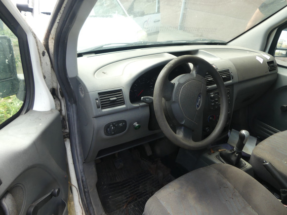 REF:immatriculé sous : TRF-384 - Voiture Ford Tourneo Connect - Грузопассажирский фургон: фото 4 REF:immatriculé sous : TRF-384 - Voiture Ford Tourneo Connect - Грузопассажирский фургон: фото 4