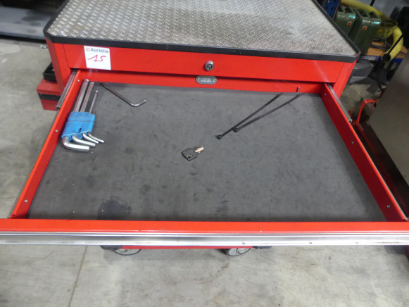 Servante d'atelier et contenu d'outillage - Складская техника: фото 3 Servante d'atelier et contenu d'outillage - Складская техника: фото 3