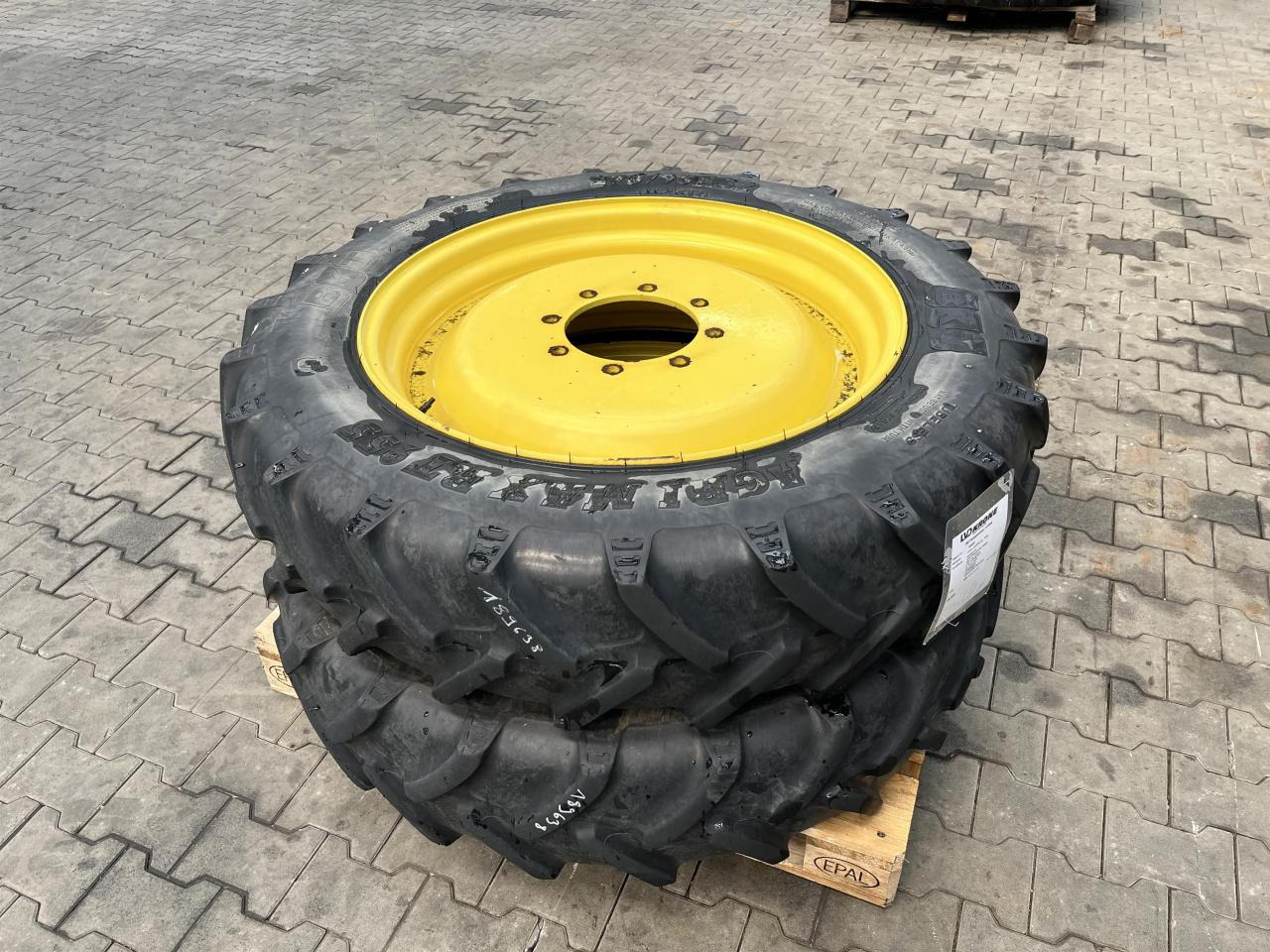 Alliance 13.6R48 - Шина для Сельскохозяйственной техники: фото 1 Alliance 13.6R48 - Шина для Сельскохозяйственной техники: фото 1