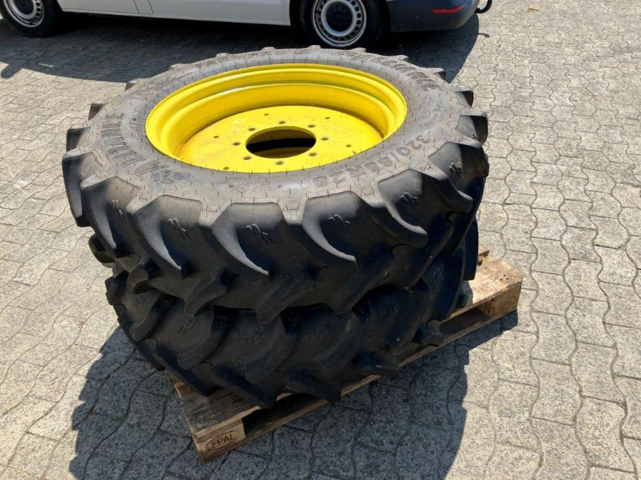 Alliance 320/85R28 - Шина для Сельскохозяйственной техники: фото 2 Alliance 320/85R28 - Шина для Сельскохозяйственной техники: фото 2