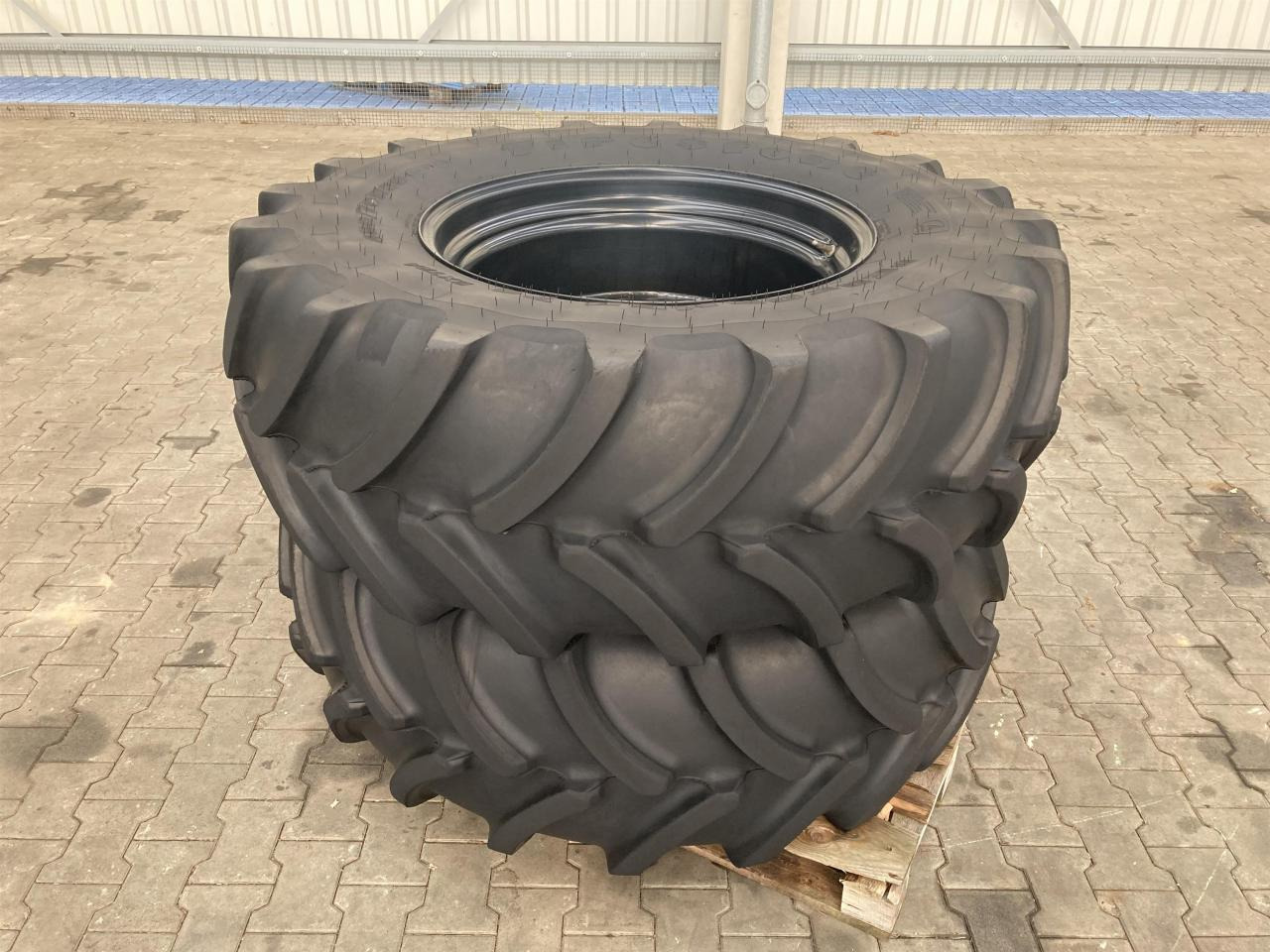 Alliance 480R30 & 520R42 - Шина для Сельскохозяйственной техники: фото 2 Alliance 480R30 & 520R42 - Шина для Сельскохозяйственной техники: фото 2