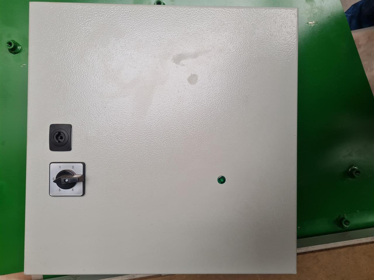 Avenco Trafosteuerung 5 Stufen, 15A - Инвентарь для животноводства: фото 1 Avenco Trafosteuerung 5 Stufen, 15A - Инвентарь для животноводства: фото 1